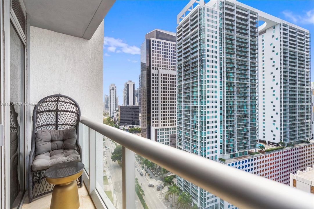 Recently Sold: $515,000 (0 beds, 1 baths, 495 Square Feet)