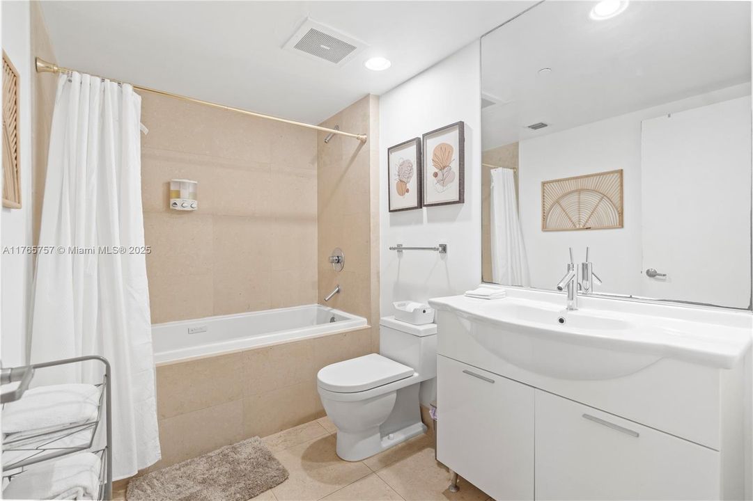 Recently Sold: $515,000 (0 beds, 1 baths, 495 Square Feet)