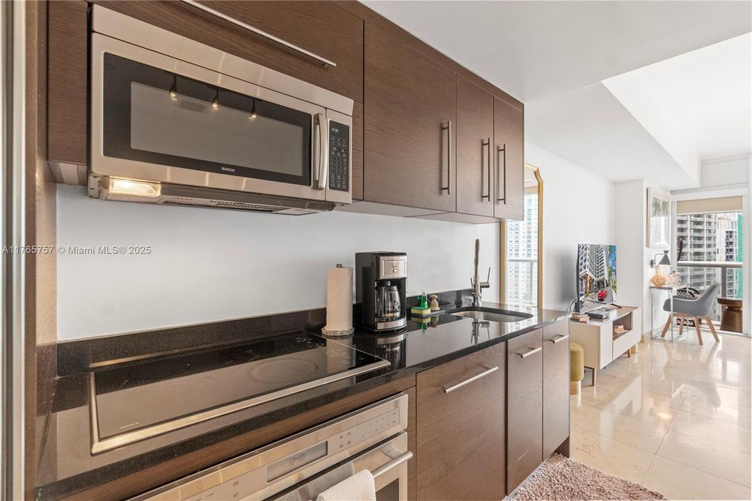 Recently Sold: $515,000 (0 beds, 1 baths, 495 Square Feet)