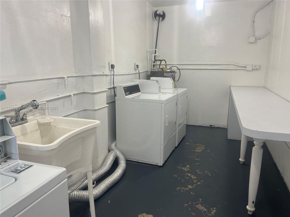 На продажу: $169,999 (2 спален, 2 ванн, 0 Квадратных фут)