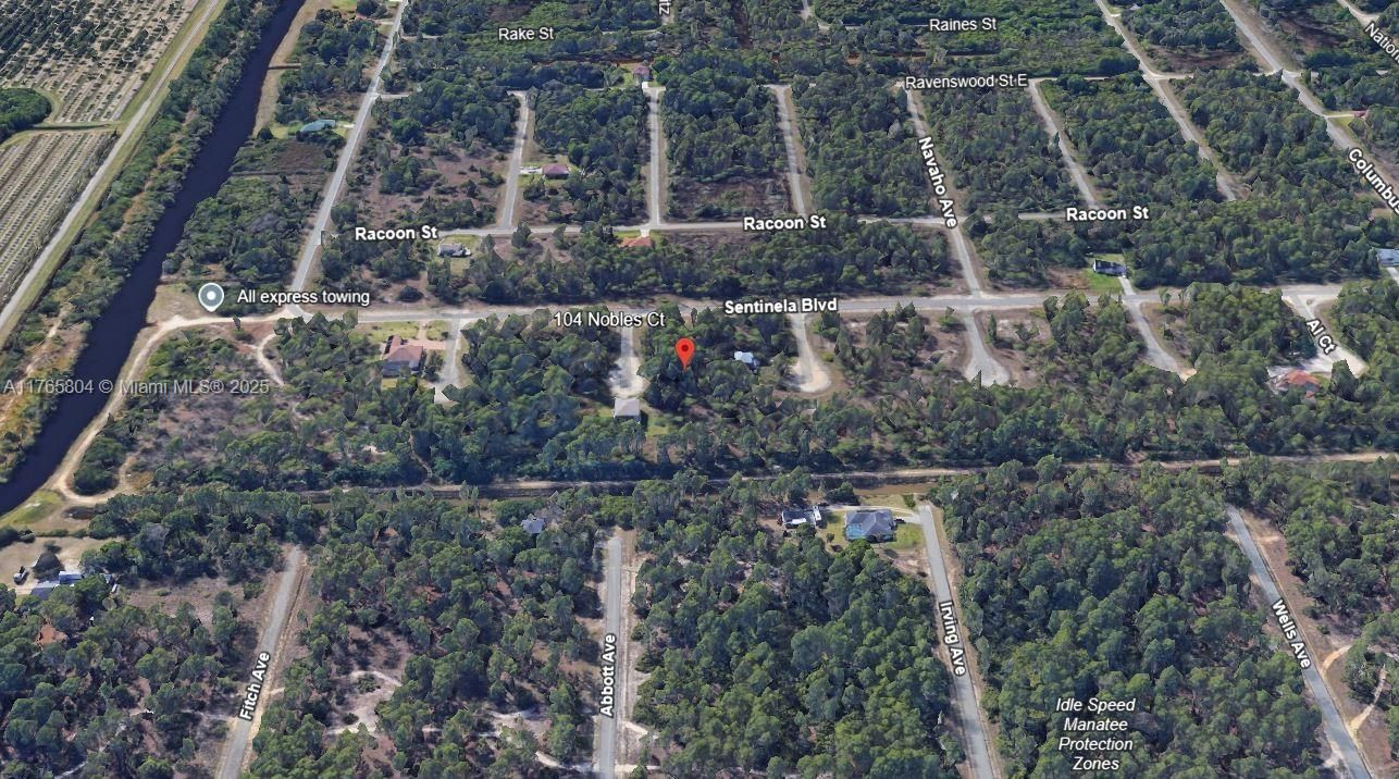 На продажу: $56,400 (0.72 acres)