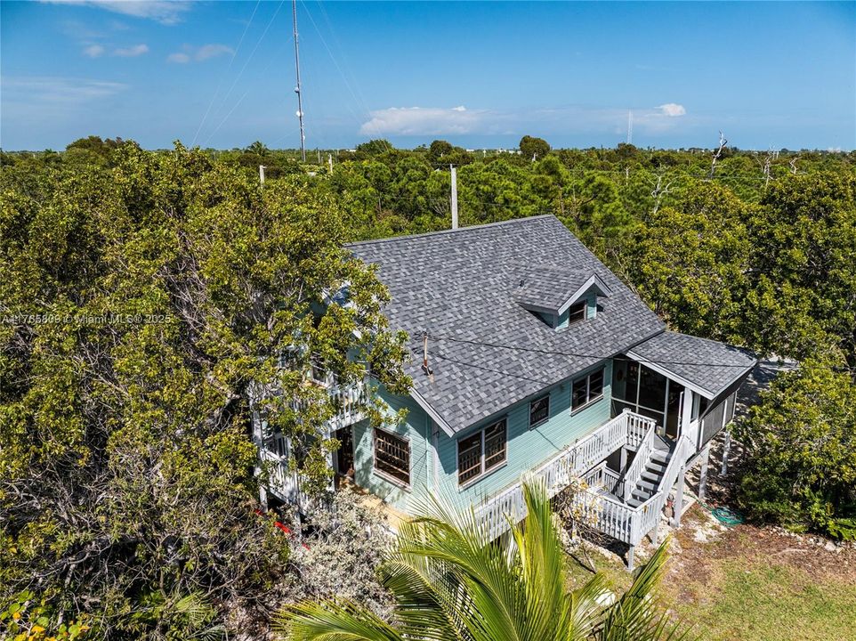 En Venta: $640,000 (2 camas, 2 baños, 1447 Pies cuadrados)