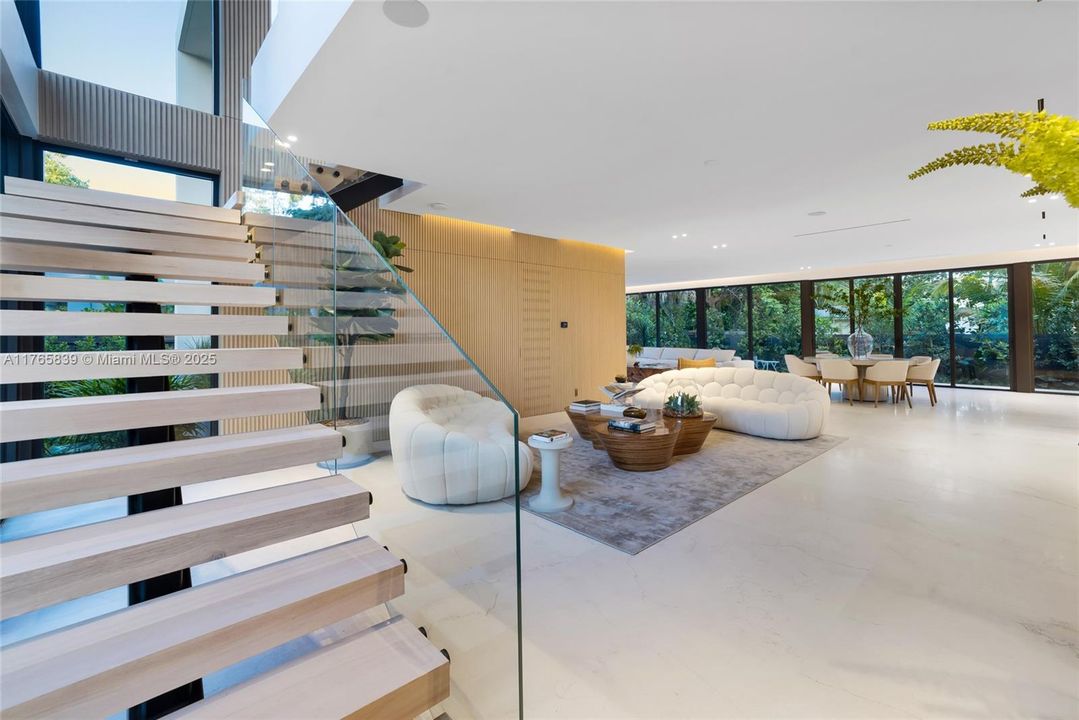 Recently Sold: $6,375,000 (4 beds, 5 baths, 0 Square Feet)