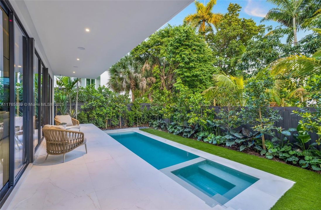 Recently Sold: $6,375,000 (4 beds, 5 baths, 0 Square Feet)