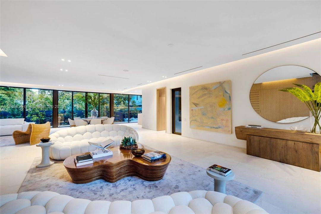 Recently Sold: $6,375,000 (4 beds, 5 baths, 0 Square Feet)