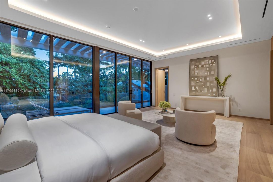 Recently Sold: $6,375,000 (4 beds, 5 baths, 0 Square Feet)