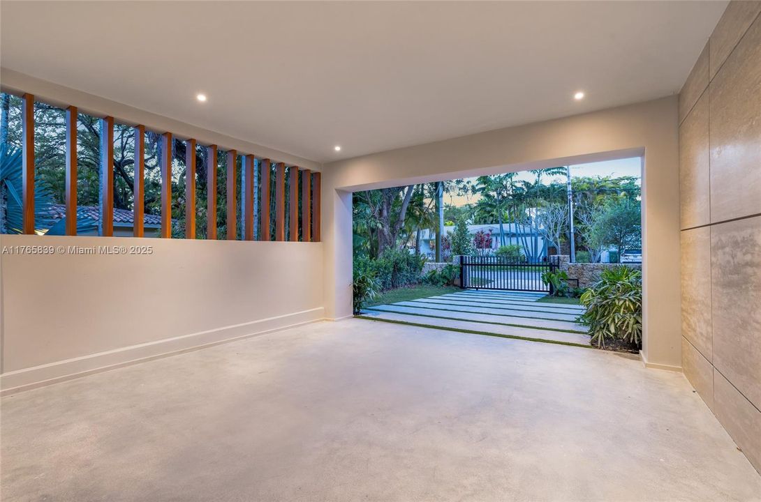 Recently Sold: $6,375,000 (4 beds, 5 baths, 0 Square Feet)