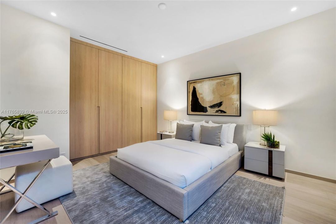 Recently Sold: $6,375,000 (4 beds, 5 baths, 0 Square Feet)