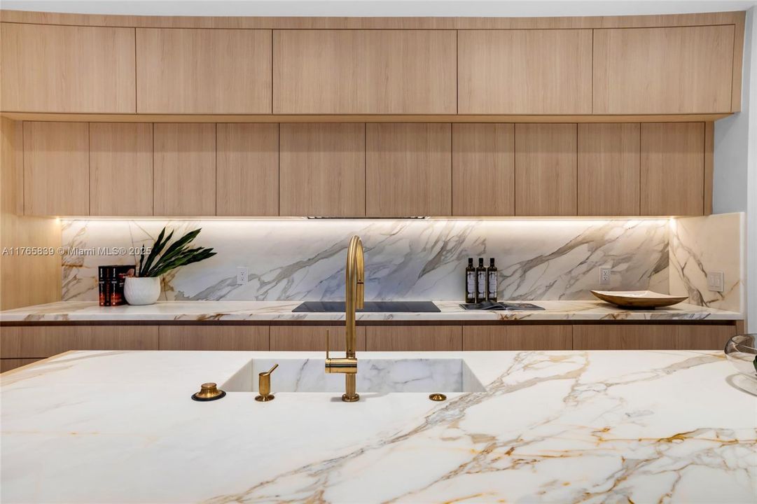 Recently Sold: $6,375,000 (4 beds, 5 baths, 0 Square Feet)