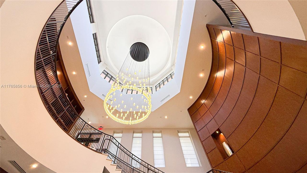 Recently Sold: $675,000 (4 beds, 2 baths, 1793 Square Feet)