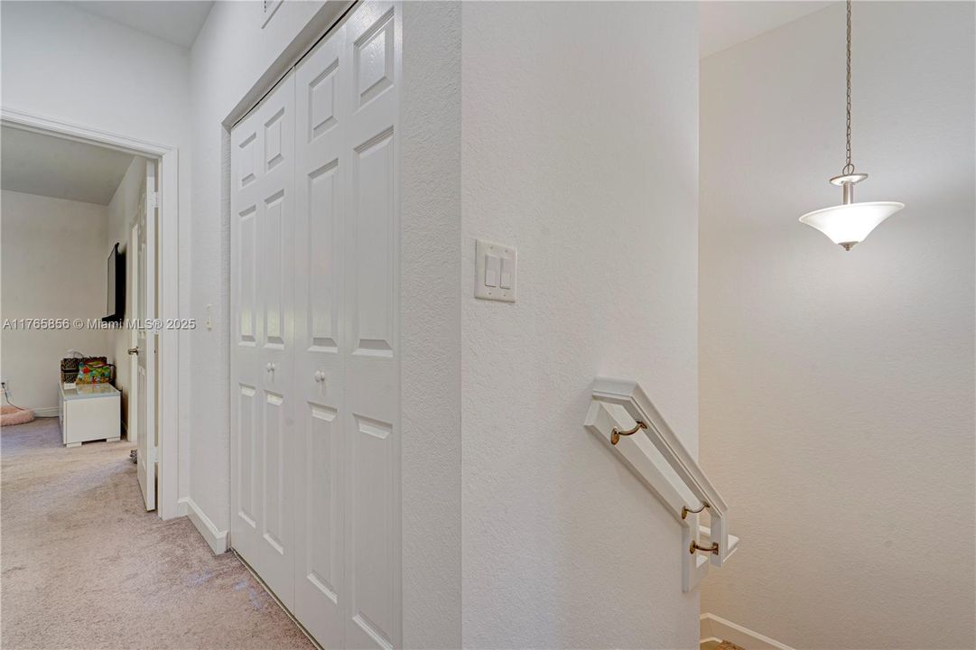 Recently Sold: $675,000 (4 beds, 2 baths, 1793 Square Feet)