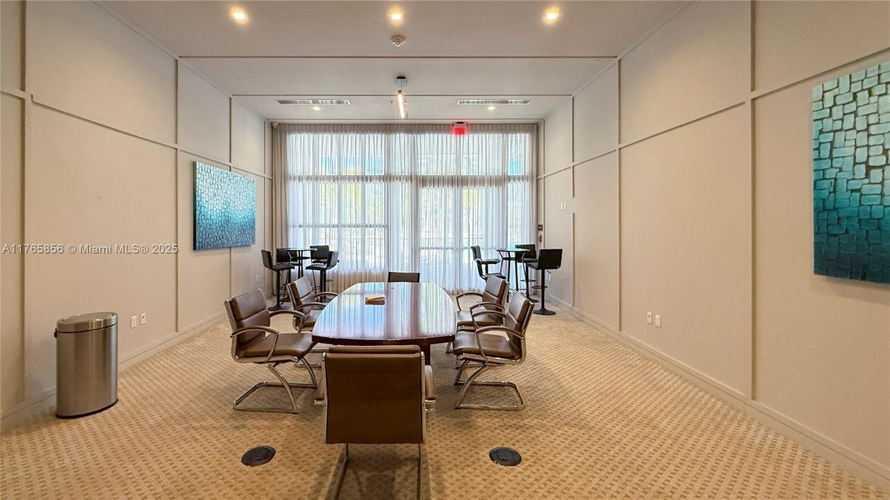 Recently Sold: $675,000 (4 beds, 2 baths, 1793 Square Feet)