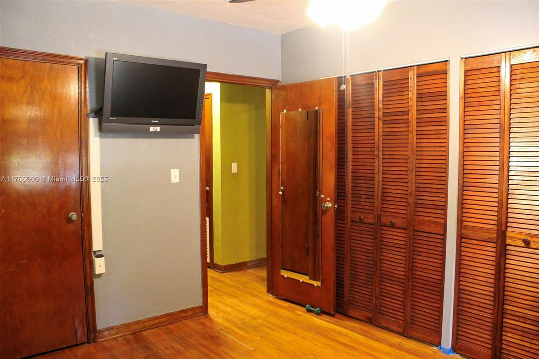 Vendido Recientemente: $997,000 (2 camas, 1 baños, 1352 Pies cuadrados)