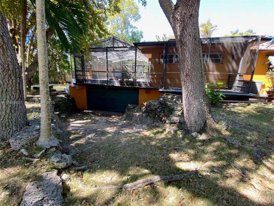 Vendido Recientemente: $997,000 (2 camas, 1 baños, 1352 Pies cuadrados)