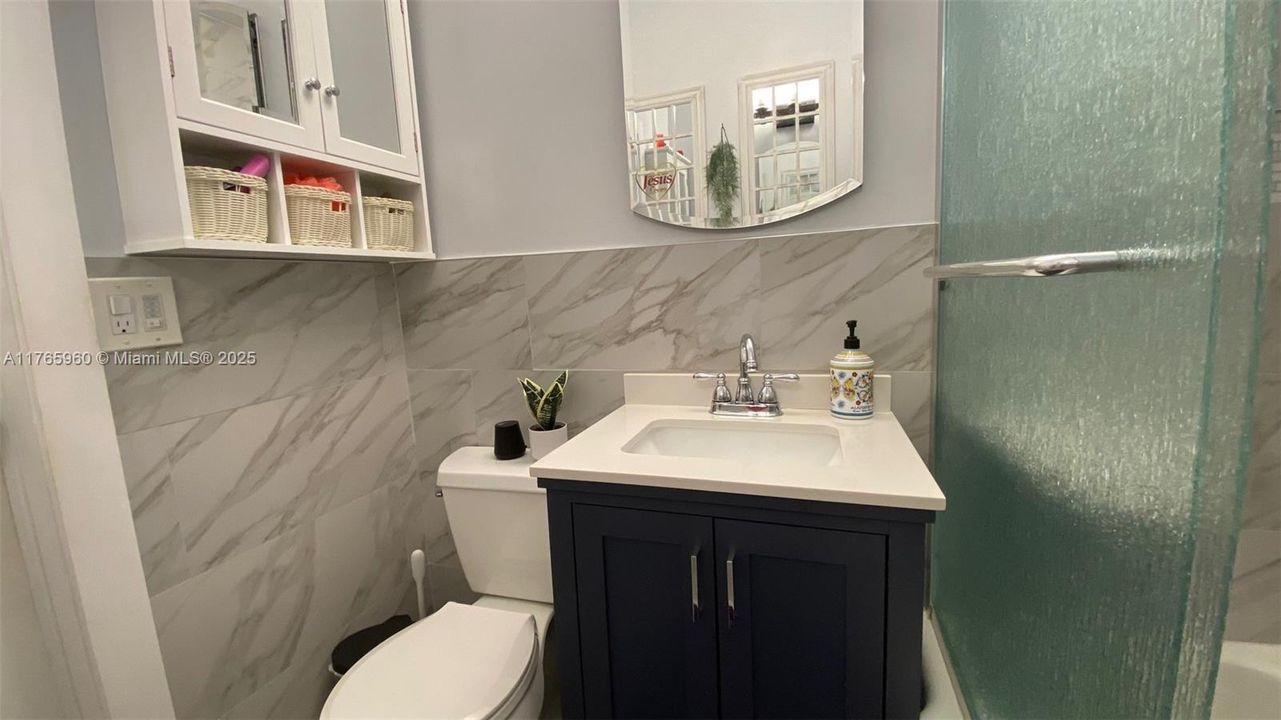 Vendido Recientemente: $997,000 (2 camas, 1 baños, 1352 Pies cuadrados)