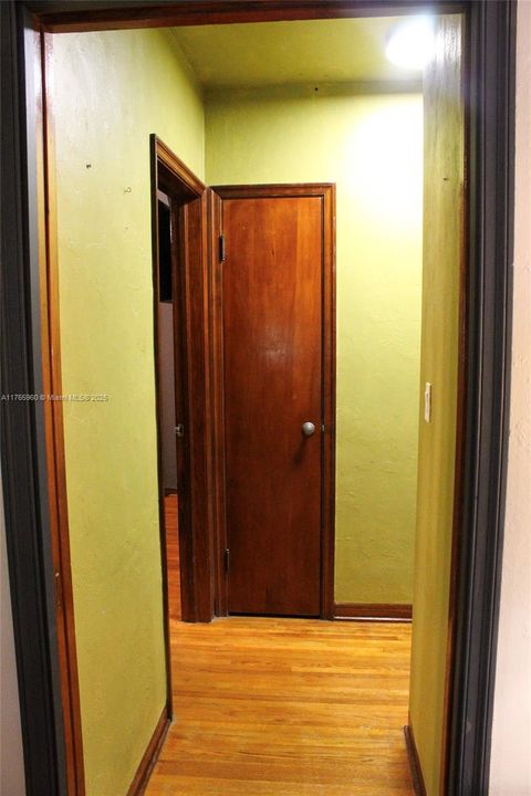 Vendido Recientemente: $997,000 (2 camas, 1 baños, 1352 Pies cuadrados)