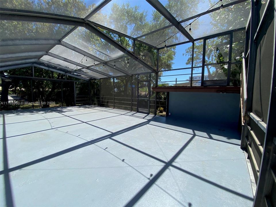 Vendido Recientemente: $997,000 (2 camas, 1 baños, 1352 Pies cuadrados)