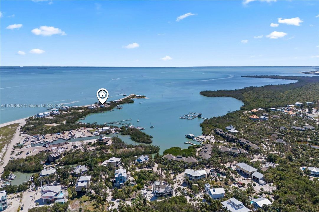 На продажу: $3,999,900 (0 спален, 0 ванн, 0 Квадратных фут)