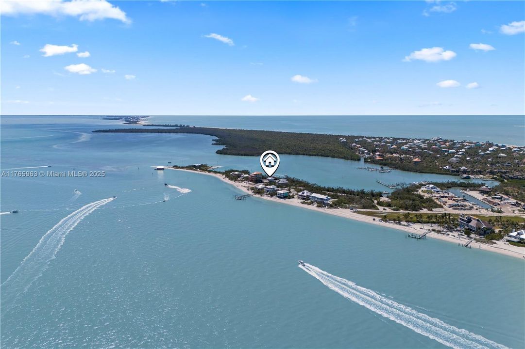 На продажу: $3,999,900 (0 спален, 0 ванн, 0 Квадратных фут)