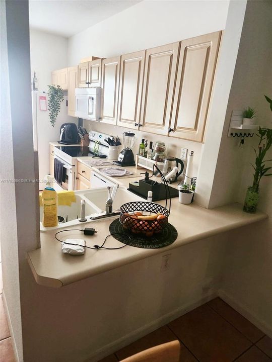 Recently Sold: $365,000 (2 beds, 2 baths, 1150 Square Feet)