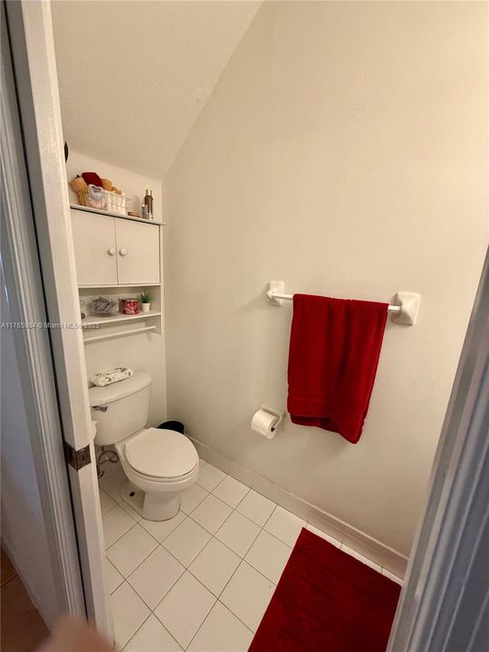 Recently Sold: $365,000 (2 beds, 2 baths, 1150 Square Feet)