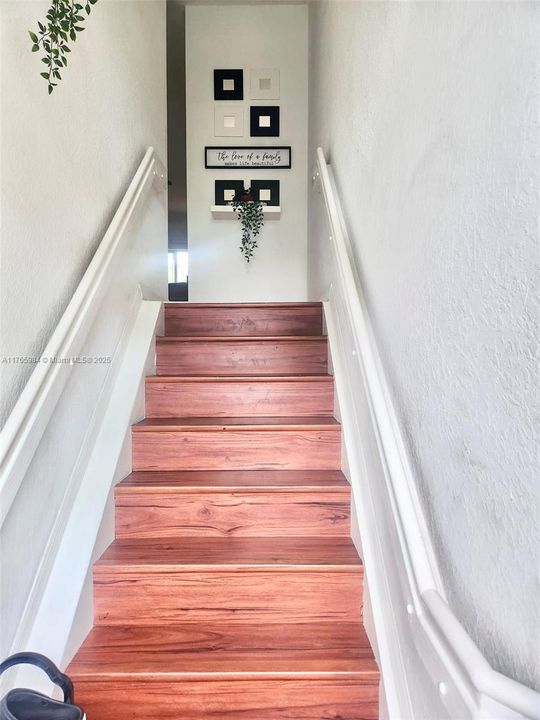 Recently Sold: $365,000 (2 beds, 2 baths, 1150 Square Feet)