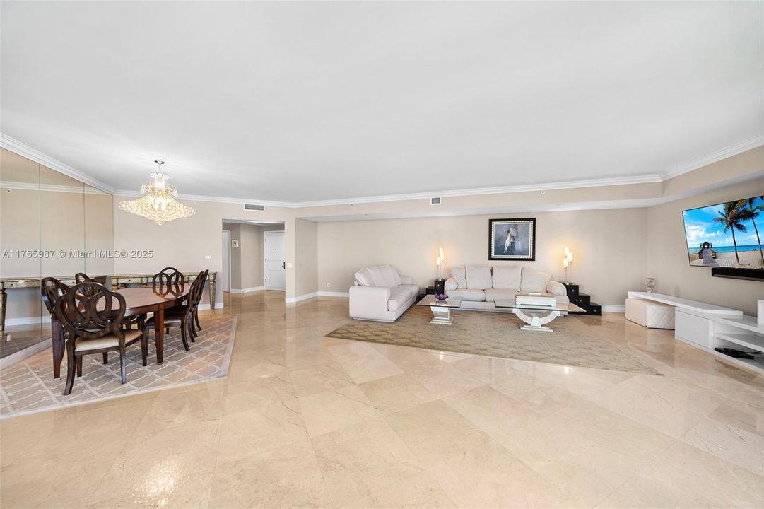 Recently Sold: $1,550,000 (3 beds, 3 baths, 3173 Square Feet)