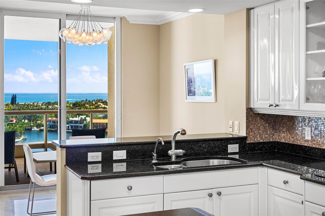 Recently Sold: $1,550,000 (3 beds, 3 baths, 3173 Square Feet)