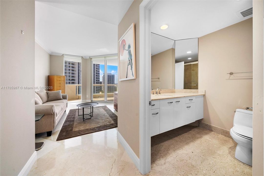 Recently Sold: $1,550,000 (3 beds, 3 baths, 3173 Square Feet)