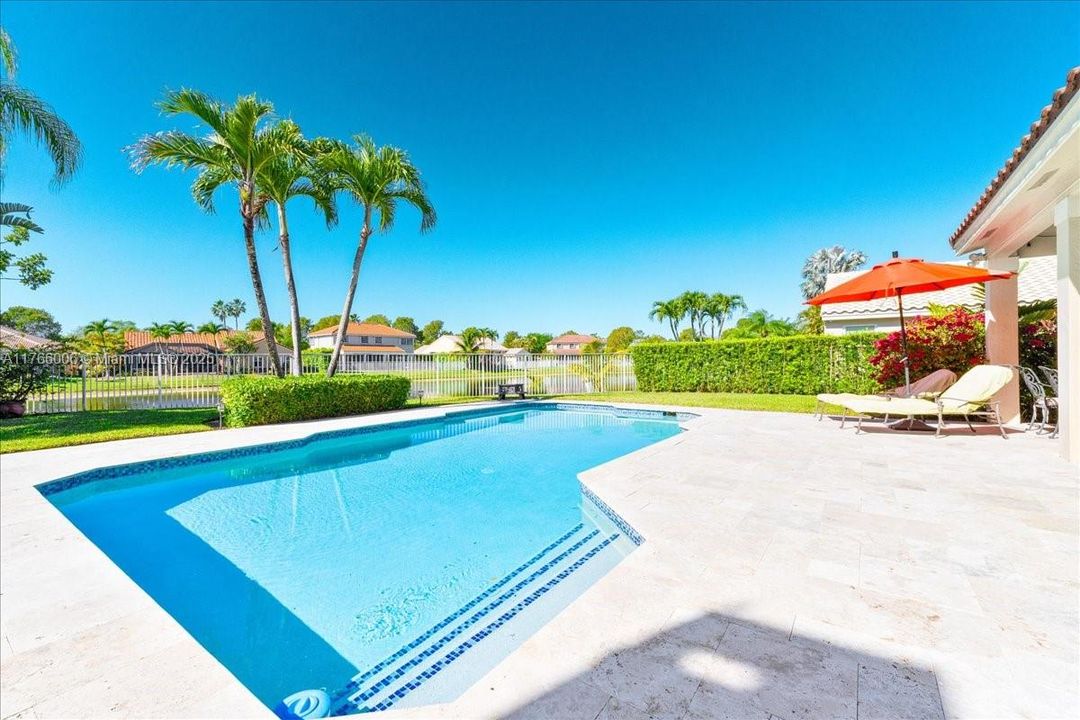 Недавно продано: $1,199,900 (5 спален, 3 ванн, 2704 Квадратных фут)