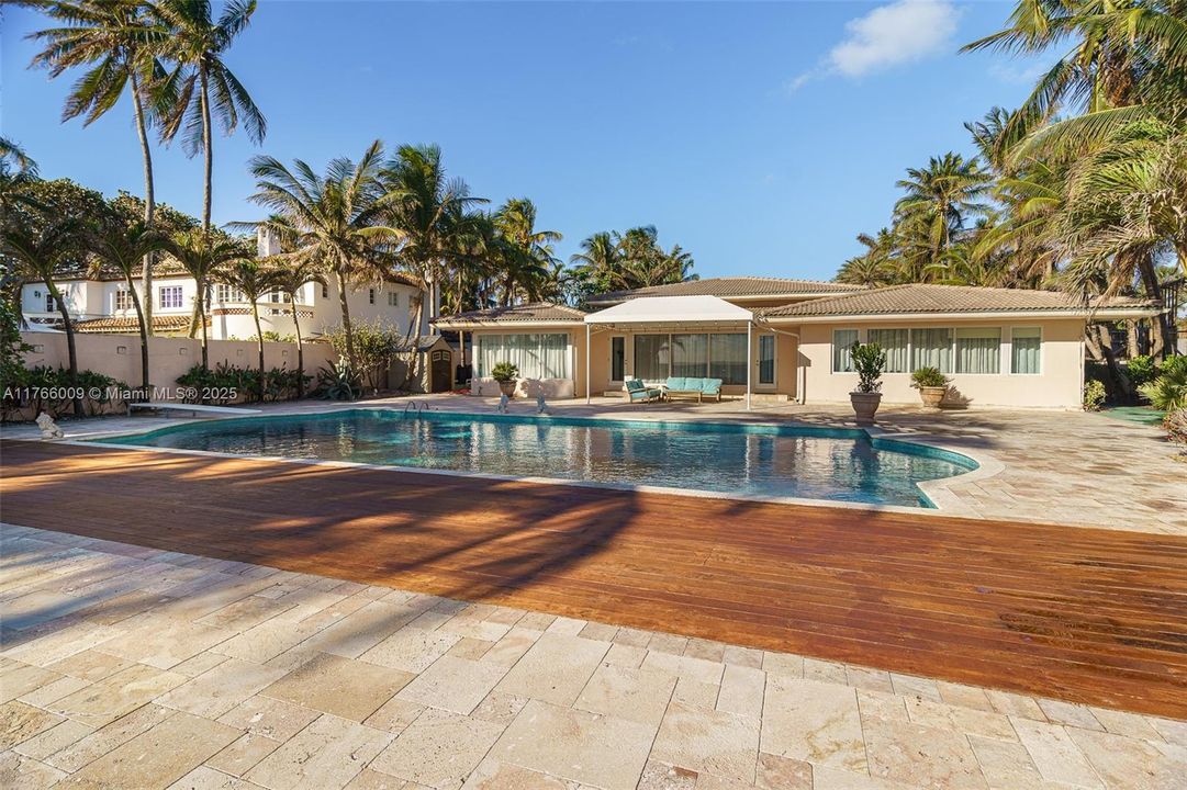 For Sale: $41,000,000 (3 beds, 4 baths, 4144 Square Feet)