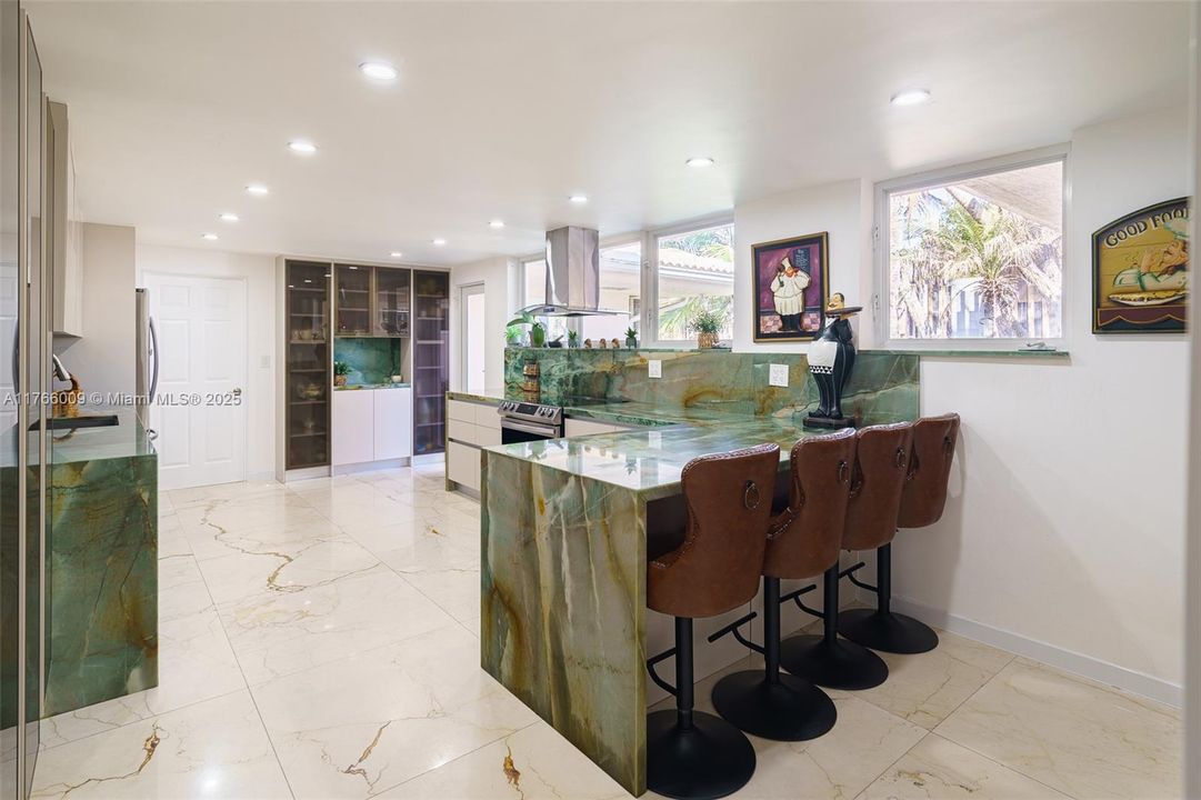 For Sale: $41,000,000 (3 beds, 4 baths, 4144 Square Feet)