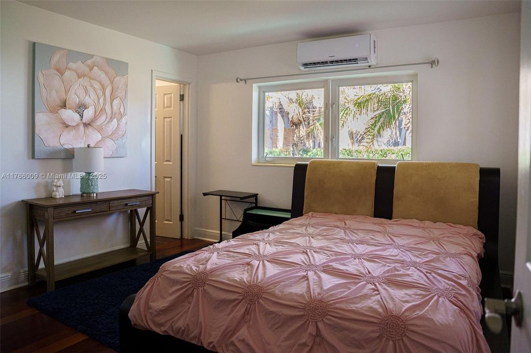 For Sale: $41,000,000 (3 beds, 4 baths, 4144 Square Feet)