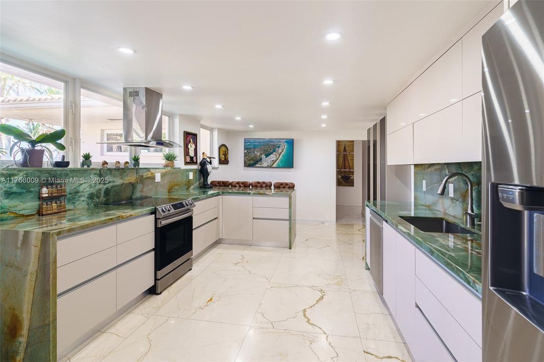 For Sale: $41,000,000 (3 beds, 4 baths, 4144 Square Feet)