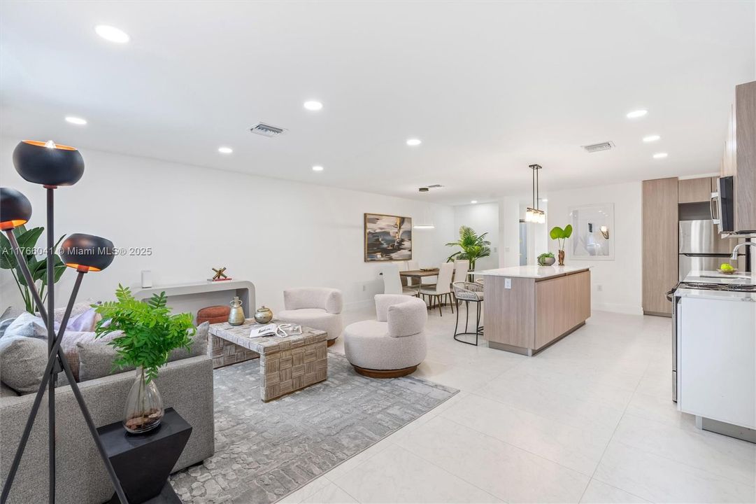 待售: $1,189,000 (0 贝兹, 0 浴室, 3232 平方英尺)