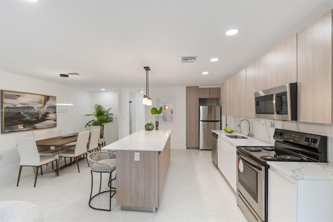 待售: $1,189,000 (0 贝兹, 0 浴室, 3232 平方英尺)