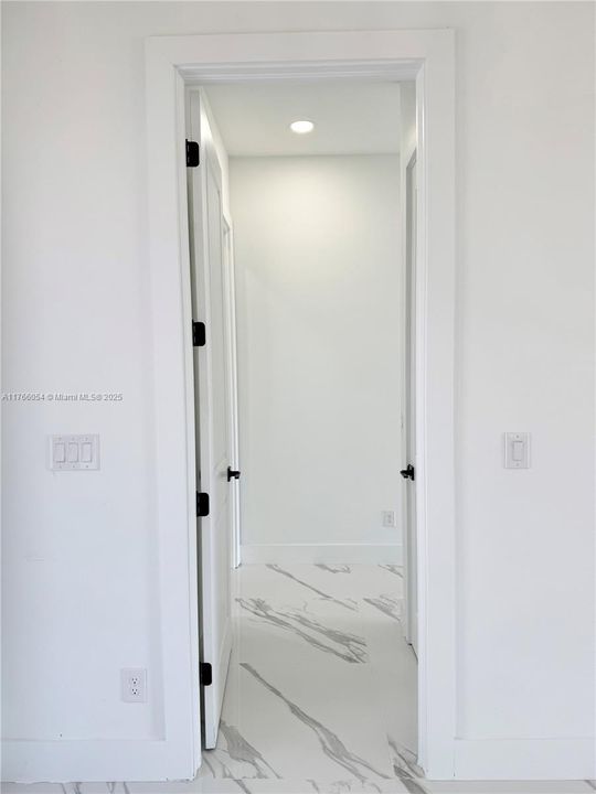 На продажу: $405,000 (3 спален, 2 ванн, 1739 Квадратных фут)