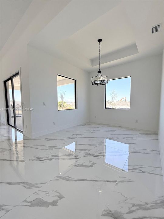 На продажу: $405,000 (3 спален, 2 ванн, 1739 Квадратных фут)