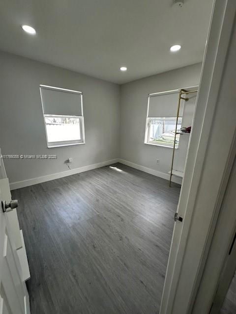 最近售出: $420,000 (3 贝兹, 2 浴室, 910 平方英尺)