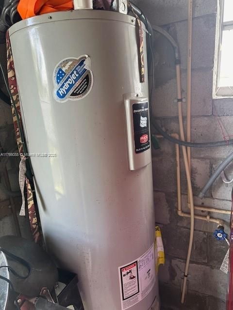 最近售出: $420,000 (3 贝兹, 2 浴室, 910 平方英尺)