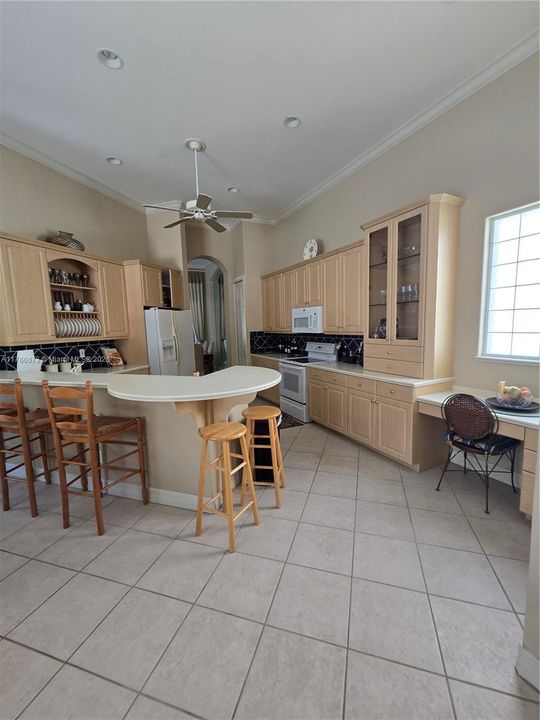 待售: $775,000 (3 贝兹, 3 浴室, 0 平方英尺)