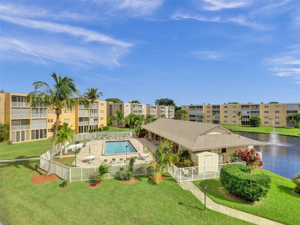 最近售出: $160,000 (1 贝兹, 1 浴室, 800 平方英尺)