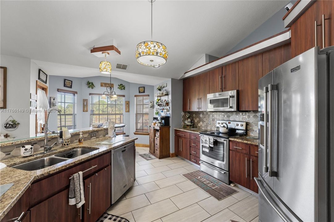 For Sale: $1,100,000 (5 beds, 3 baths, 0 Square Feet)