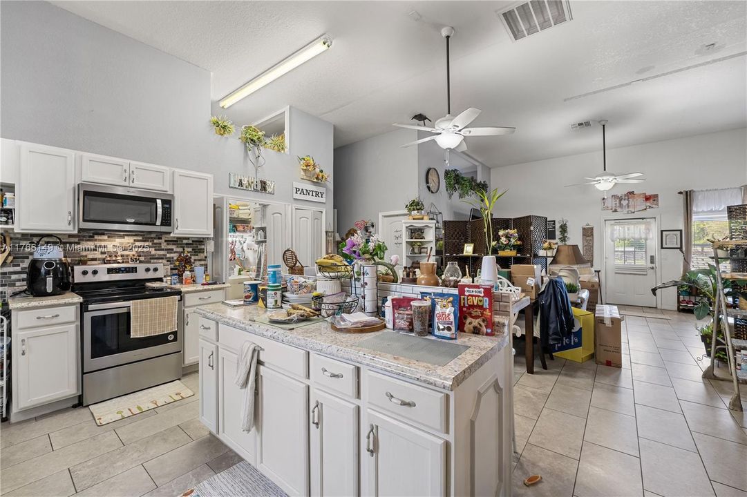 For Sale: $1,100,000 (5 beds, 3 baths, 0 Square Feet)