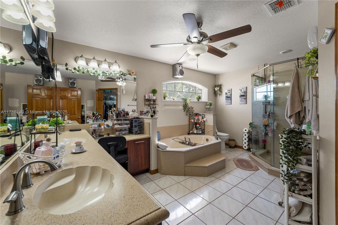For Sale: $1,100,000 (5 beds, 3 baths, 0 Square Feet)