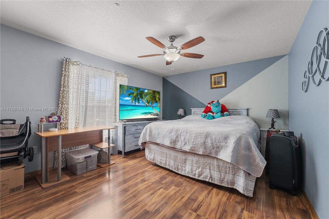 For Sale: $1,100,000 (5 beds, 3 baths, 0 Square Feet)