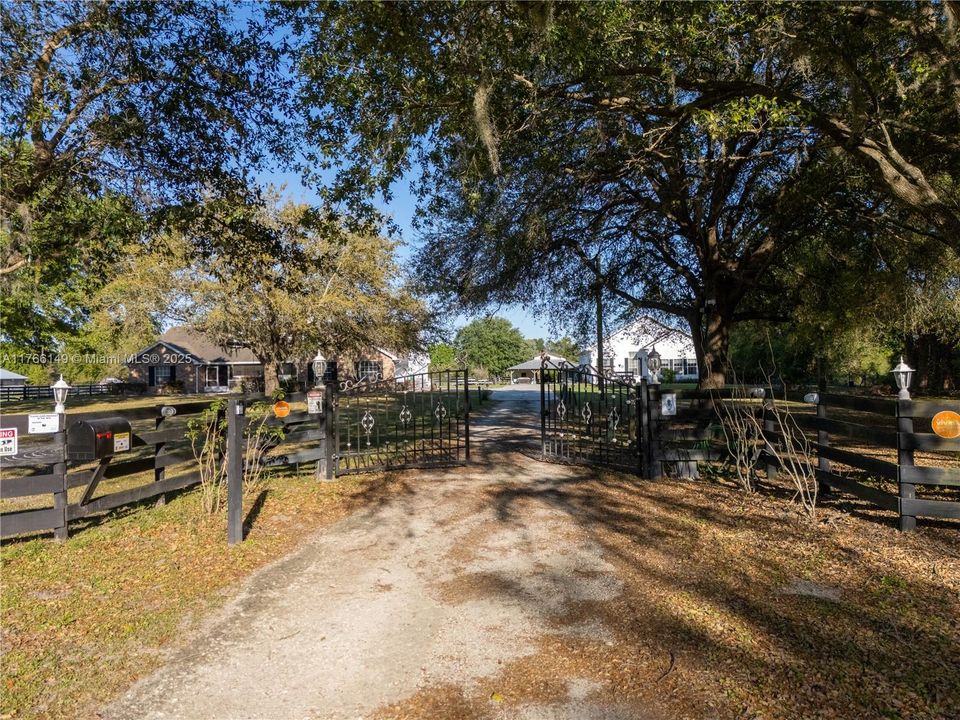 For Sale: $1,100,000 (5 beds, 3 baths, 0 Square Feet)