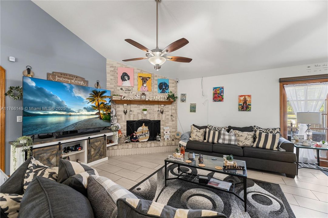 For Sale: $1,100,000 (5 beds, 3 baths, 0 Square Feet)