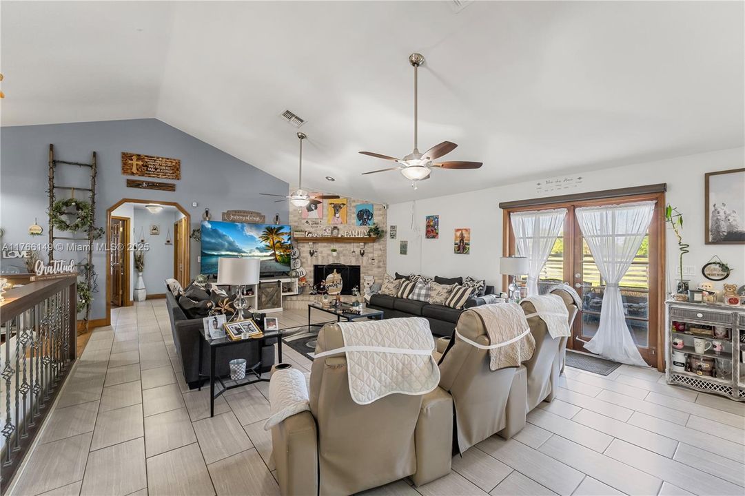 For Sale: $1,100,000 (5 beds, 3 baths, 0 Square Feet)