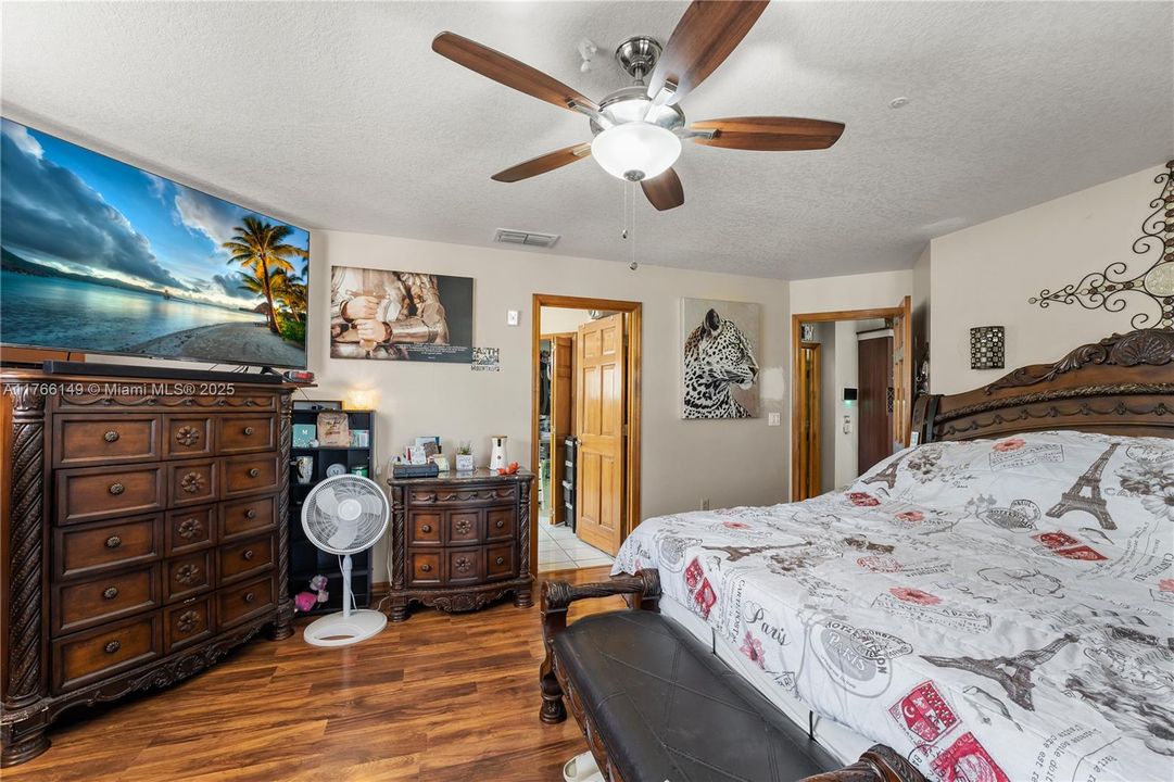 For Sale: $1,100,000 (5 beds, 3 baths, 0 Square Feet)